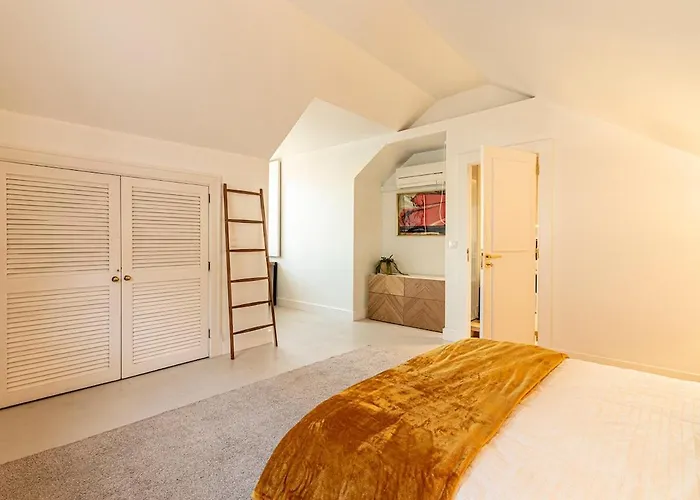 Duplex With Terrace, Comfort In Downtown * Lisbona