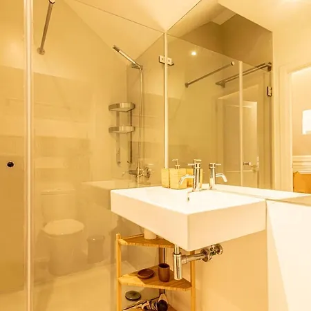 דירה Duplex With Terrace, Comfort In Downtown