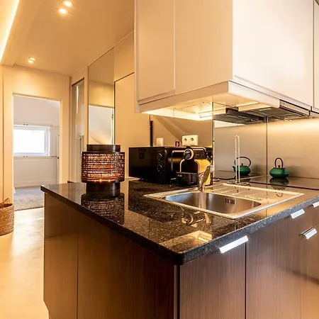 Duplex With Terrace, Comfort In Downtown * ליסבון