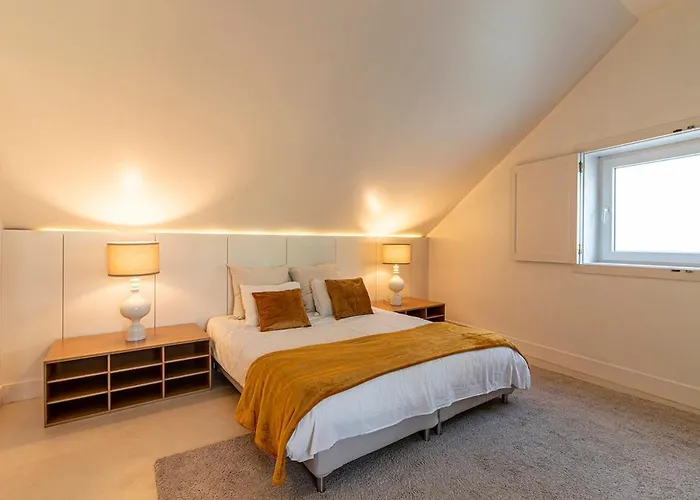 Duplex With Terrace, Comfort In Downtown * Lisboa