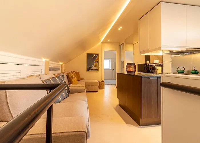 Duplex With Terrace, Comfort In Downtown Lisboa